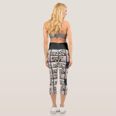 8枚のカスタム写真を黒でフォトコラージュを作成 カプリレギンス (裏面)