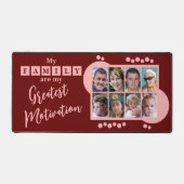 8枚の写真の家族のモチベーションburgundy pink デスクマット (正面)