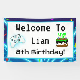 8歳の誕生日おめでとう!クリティカルヒットです! 横断幕