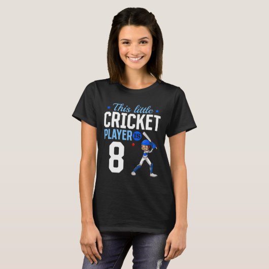 8歳の誕生日クリケット選手 Tシャツ (正面フル)