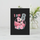 8歳8歳の誕生日の衣装ボーイガールかわいいフラミン 招待状 (スタンド正面)