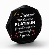 8結婚周年記念I – ブロンズおもしろいカップル フォトブロック (左)
