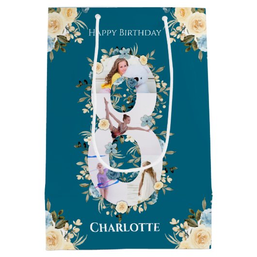 8誕生日フォトティール（緑がかった色）コラージブルーイエローフラワー ミディアムペーパーバッグ (裏面)