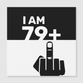 80おもしろい番目の誕生日ギフト， 79 Plus one マグネット招待状