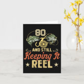 80おもしろい誕生日魚釣りシャツタ男性へンクトップ カード (黄色い花)