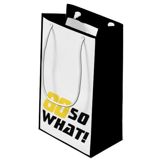 80だからおもしろい何ブラックイエロー80誕生日 スモールペーパーバッグ (裏面アングル)