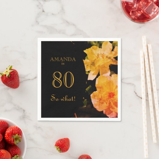 80だから何イエローローズ80おもしろい誕生日 スタンダードカクテルナプキン (インサイチュ)