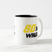 80だから何感動的80おもしろい誕生日 ツートーンマグカップ (正面右)