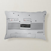 80のパーソナライズされたレトロブームボックス枕 アクセントクッション (裏面)