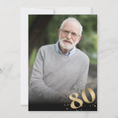 80モダンth8誕生日フォト金ゴールドグリッター 招待状 (裏面)