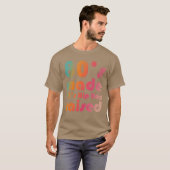 80年代に生まれて90年代のヒップホップに育てられたヴィンテージ Tシャツ (正面フル)