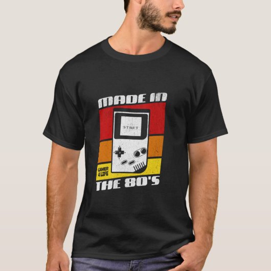 80年代のレトロビデオ・ゲーマー Tシャツ (正面)
