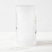 80年代の良い時転が間のレトロを滑らせる フロストグラスビールジョッキ (中央)