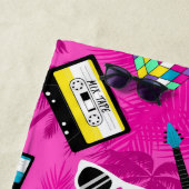 80年代ヒップホップかわいらしピンク ビーチタオル (インサイチュ)