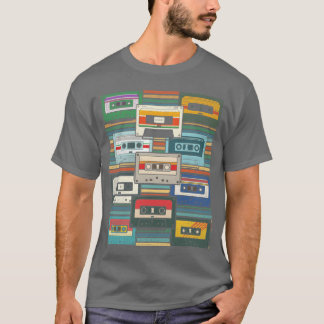 80年代音楽好きギフト レトロカセット少年 Tシャツ