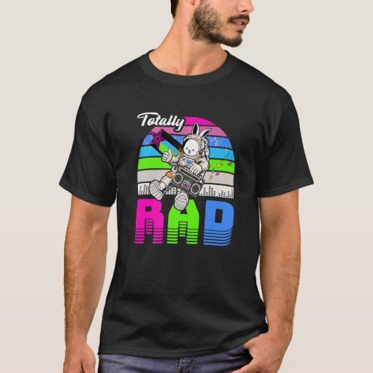 80年代90年代のヴィンテージ宇宙飛行士バニー・レトロが私に現れる Tシャツ (正面)