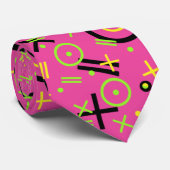 80年代/90年代のネオンピンクとブルードードルパターン ネクタイ (ロール)
