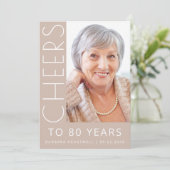 80歳の誕生日パーティー おめでとうフォトTシャツ 招待状 (スタンド正面)