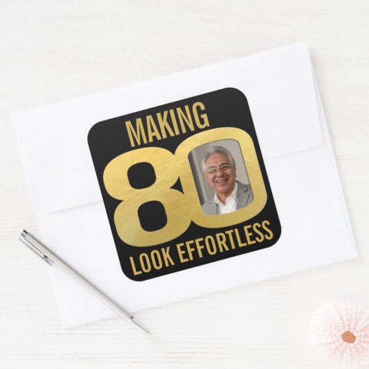 80歳の誕生日フォトブラックと金ゴールド スクエアシール (封筒)