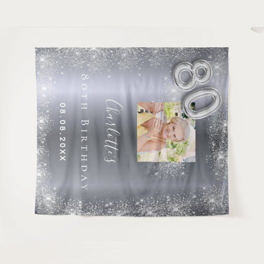 80歳の誕生日 銀の写真 グリッター ダスト おめでとう タペストリー (正面(横))