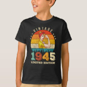 80歳1945年80素晴らし歳誕生日贈与女性 Tシャツ (正面)