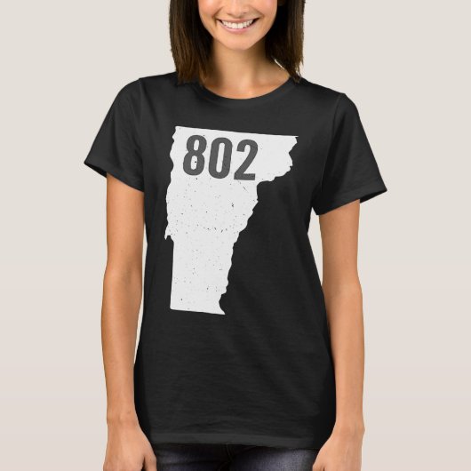 802 Vermont Area Code Pride State Outline Tシャツ (正面)