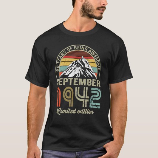 80 Year Old  September 1942  80th Bday Tシャツ (正面)