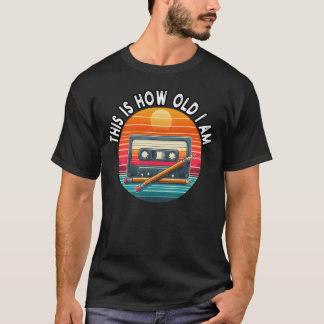 80sカセットテープ鉛筆と一緒に、これは古いI Tシャツ