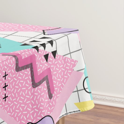 80's Memphis Active Pink Light Turquoise テーブルクロス (インサイチュ)
