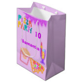 80s Pizza Party Gift Bag - Neon Arcade Theme ミディアムペーパーバッグ (正面アングル)
