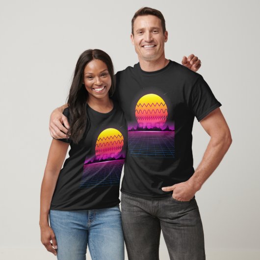 80s Retro Sunset Synthesizer Synthwave Waveform Tシャツ (ユニセックス)