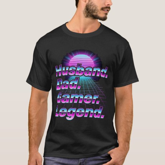 80s Retro Synthwave Tシャツ (正面)
