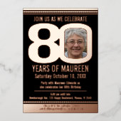 80th Birthday partyブラックとバラ金ゴールドフォイル写真 箔招待状 (正面)