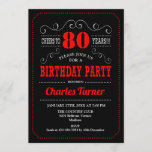 80th Birthday Party – ブラック・レッド・ホワイト 招待状<br><div class="desc">第80回バースデーパーティーへの招待。黒エレガント色の赤と白レトロなデザインと黒板パターンとスクリプトフォント。応援80年！メッセージもしの詳細なカスタマイズが必要。</div>