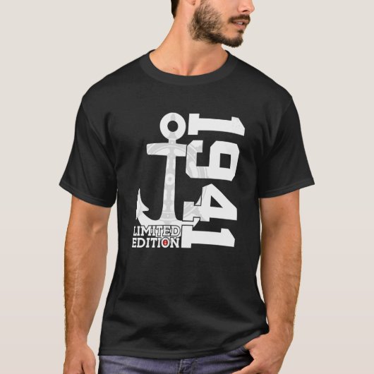 81年収容定員1941年セーラー81誕生日 Tシャツ (正面)