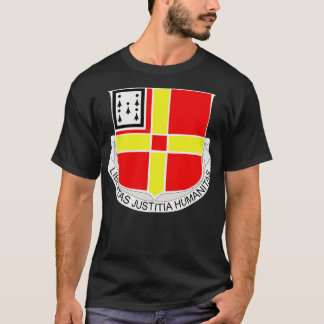 81番目のフィールド砲兵をテキストにする Tシャツ
