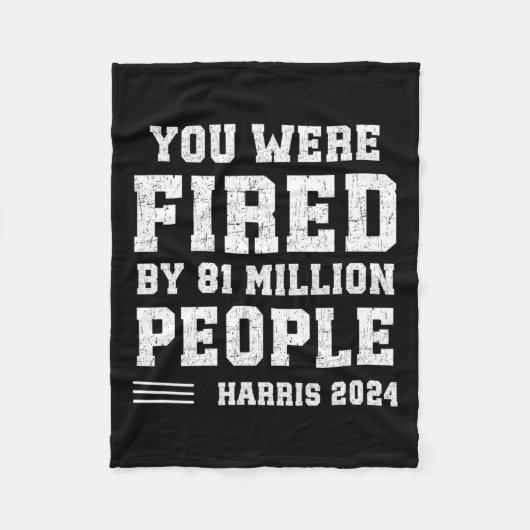 8100万人の人々がカマラを解雇された フリースブランケット (正面)