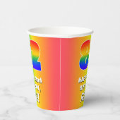 82番目の誕生日: カラフル、おもしろいレインボーパターン# 82 紙コップ (右)