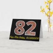 82番目の誕生日 – レンガの壁パターン"82" (名前あり) カード (黄色い花)
