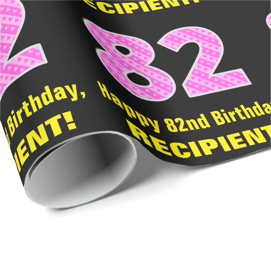 82誕生日:ピンクストライプのハート「82」 +名前 ラッピングペーパー (ロールコーナー)
