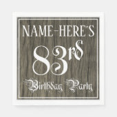 83歳の誕生日パーティー — おしゃれな書体、木目調の偽装 スタンダードランチョンナプキン (正面)