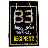 83誕生日:フローラ花数名前をカスタムする ミディアムペーパーバッグ (正面)