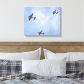 8355-ヴィンテージ第二次世界大戦飛行機 キャンバスプリント (インサイチュ (寝室))