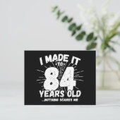84歳皮肉なミーム面白い84歳の誕生日 ポストカード (スタンド正面)