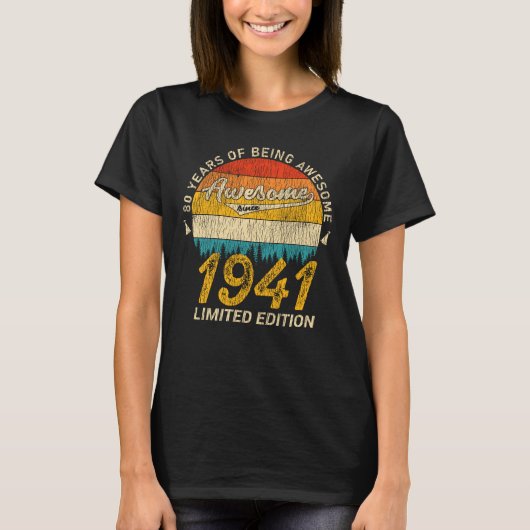 84歳1941レトロ84素晴らし番目の誕生日ギフト Tシャツ (正面)