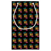 85歳の誕生日にレンガにネオンサイン スモールペーパーバッグ (裏面)