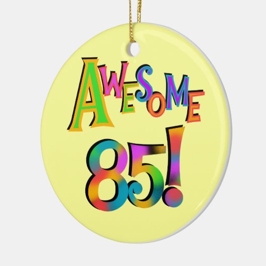 85素晴らし誕生日Tシャツとギフト セラミックオーナメント (左)