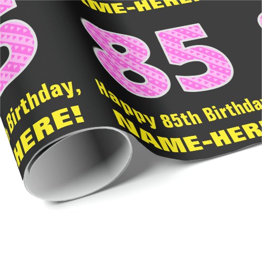 85誕生日:ピンクストライプ色のハートと"85" +名前 ラッピングペーパー (ロールコーナー)