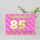 85th Birthday Party —おもしろいピンクのハートとストライプ 箔招待状 (立ち正面)