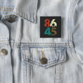 8645 トランプ反対派 缶バッジ (インサイチュ)